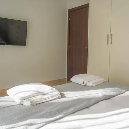 ΛΝΛPliON home * Nafplio